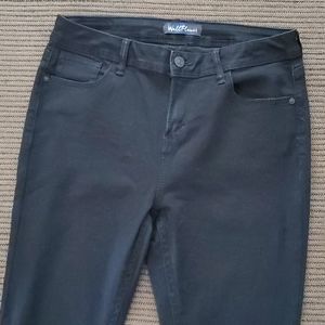 Wallflower Skinny Jeans